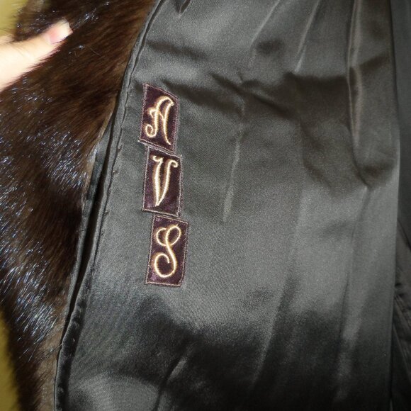 Classic Full Length Mink Coat-Dark Brown- size L/XL - Picture 11 of 16
